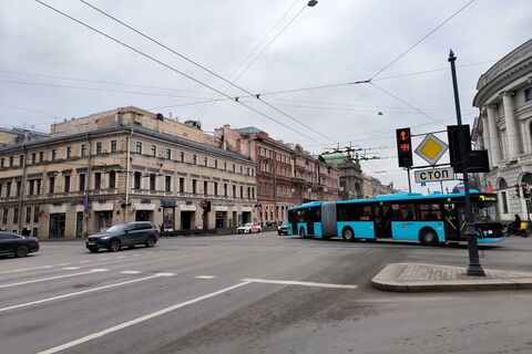 Что задумали власти? Невский проспект исчезнет с карты для автомобилистов на целый месяц