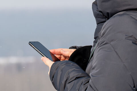 Смартфоны даром: кто в России получит бесплатную связь и что за подвох?