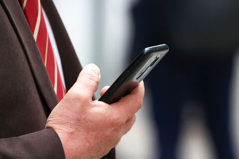 Петербург без сети: помогает ли бесплатный Wi-Fi?