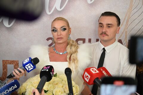 Волочкова требует свои миллионы: как коммунальщики задолжали звезде