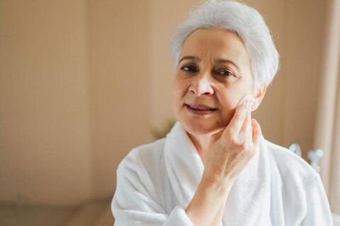 Беру ломтик картошки - и на лицо: через 7 дней кожа сияет изнутри без тональника