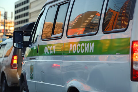 Петербуржцы тонут в кредитах: +25% дел по долгам в 2025-м