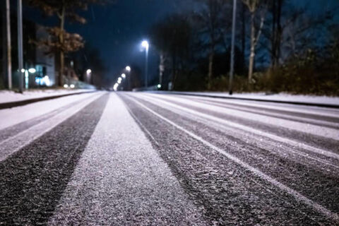 Дорога-призрак, как из фильма ужасов: закрытое шоссе в Подмосковье, почему здесь больше нет машин