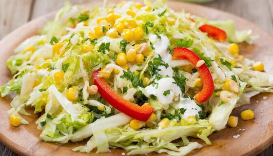 Нежный салат из пекинской капусты за 7 минут: быстро, полезно, вкусно - если гости на пороге 