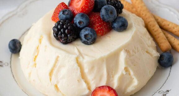 Как приготовить "копеечный" десерт из творога: Запекать ничего не придётся - плита не понадобится