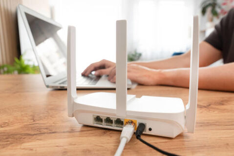 Проверил роутер — и нашёл "лишнего": как вычислить воришек вашего Wi-Fi