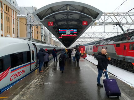 Куда приезжает «Сапсан» в Санкт-Петербурге?