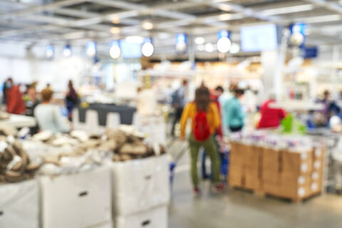 Бедного человека в магазине выдают 5 деталей: случай на кассе – проверьте себя 