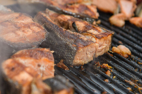 Грязь, брак и отсутствие дезинфекции: кафе на Оптиков закрыто судом из-за отравлений