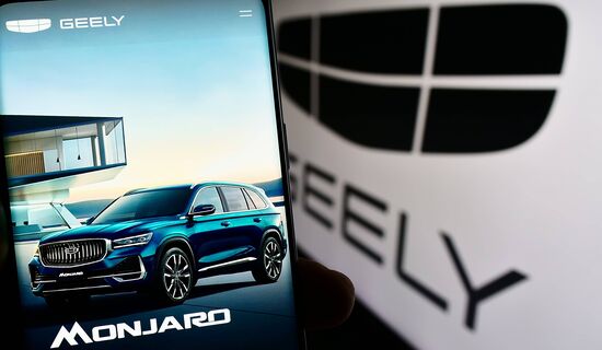 Прокатился на Geely Monjaro рестайлинг-2026 - нашел и плюсы, и минусы: что стало с обновленным "китайцем"
