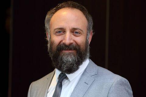 Растолстевшая жена звезды «Великолепного века» пожаловалась на отеки