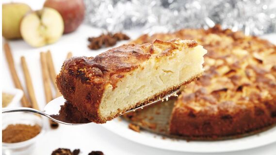 Этот яблочный пирог получится вкуснее, чем шарлотка
