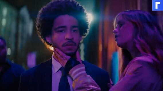 Netflix показал трейлер вампирского хоррора "Клыки ночи" с Меган Фокс