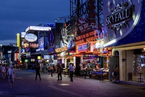 Коммуналка времён дефицита, бельё с дырами: Отель в Паттайе расстроил российских туристов