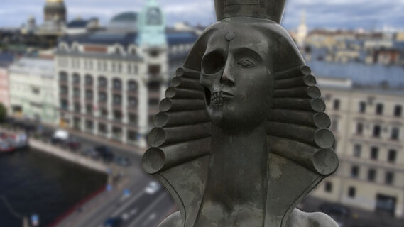 Жуткие памятники