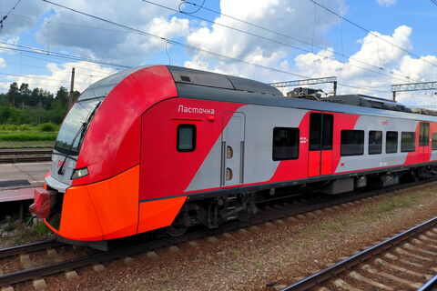 Электрички на Северном направлении меняют маршрут: что ждет пассажиров в Петербурге