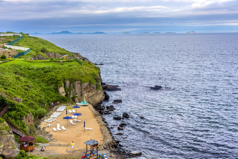Ближе Таиланда, чище Байкала и гораздо дешевле Вьетнама: найдено райское местечко в РФ – идеальная замена Сочи и ОАЭ 