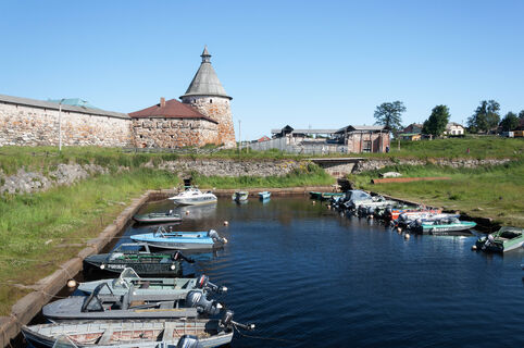 Главное осталось в тени: факты о 5 символах России, которые не рассказывают туристам
