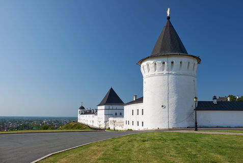 Город, который называют "отцом Сибири": знаменит уникальным кремлем XVII века - что посетить и попробовать