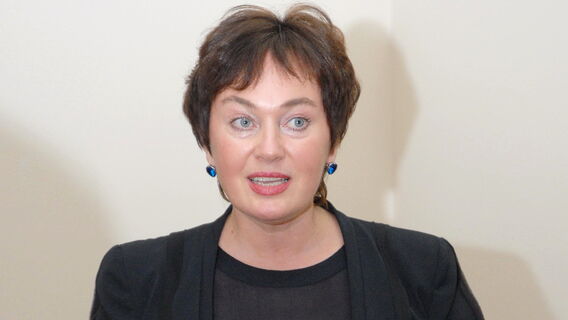 Лариса Гузеева пойдет за мебелью в суд