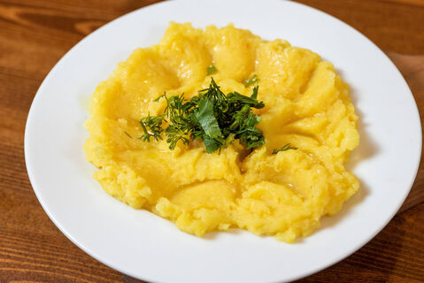Вовсе не яйцо: что добавить в пюре для пышности — простая картошка, а вкус как в ресторане