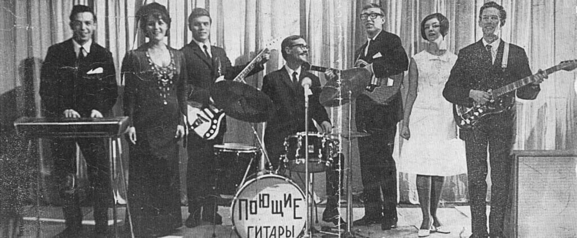 поющие гитары, звуковое кино, памятники полководцам