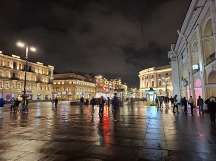 Погода, цены, многолюдность: в какое время года лучше всего поехать на отдых в Санкт-Петербург