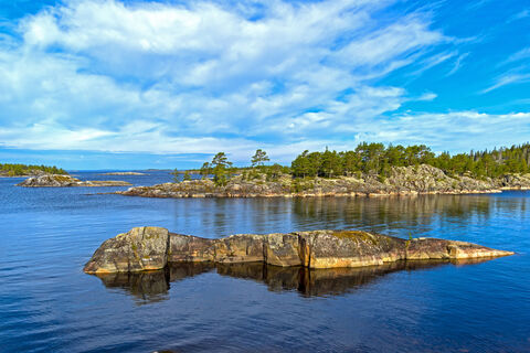 Какую опасность таит в себе Ладожское озеро - знают единицы: дело не только в холодной воде