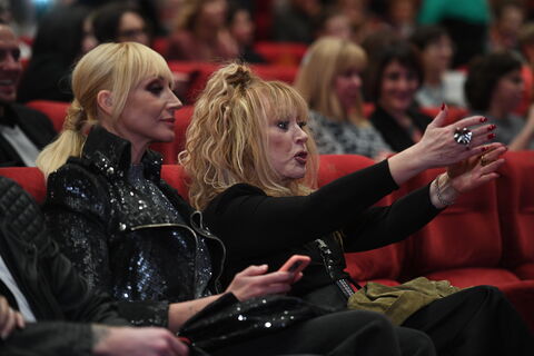 Пугачева и Орбакайте окончательно вышли из «Театра песни»: завершение реорганизации в Петербурге