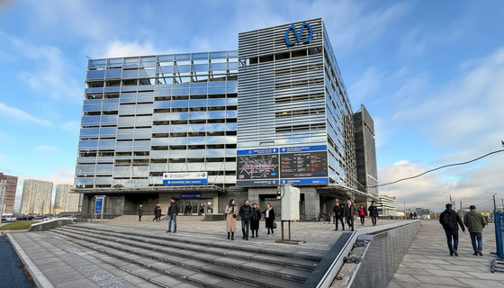 Не заблудитесь на «Юго‑Западной»: в вестибюле появились информационные указатели