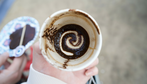 Кофе и мороженая рыба — неожиданные рекордсмены ценовых качелей в Петербурге за десять месяцев 2025-го