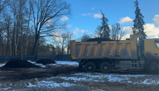 Арена исчезла, осталась рана: после полного разбора самостроя «Спорт Палас» начали лечить землю