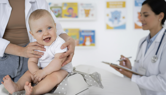 До круглой цифры не дотянули: за пять лет зарплаты детских врачей в Петербурге выросли почти на 60%
