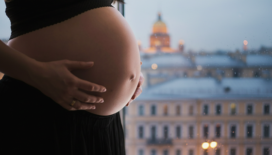 Сессия подождёт: в Петербурге 120 беременных студенток получили выплаты