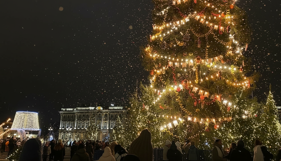 Дворцовая площадь в Санкт-Петербурге