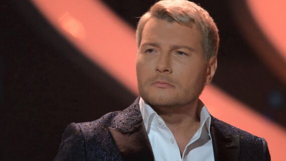 На сцену выводили под руки: Николай Басков не на шутку напугал поклонников