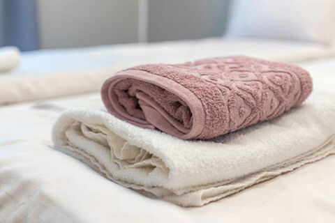 Развели 3 кристалла в воде – и замоченные полотенца чище альпийских вершин – даже самые закостенелые будут сиять