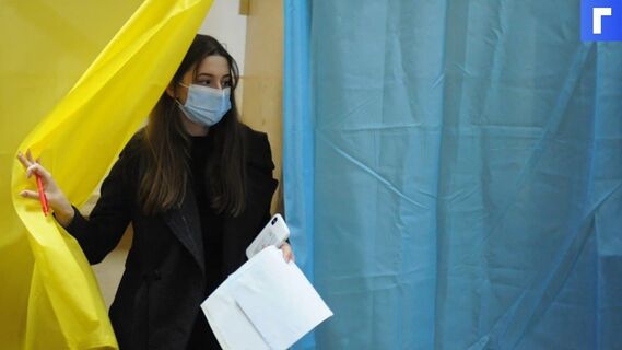 Русскоязычный советник главы офиса Зеленского пожаловался на давление