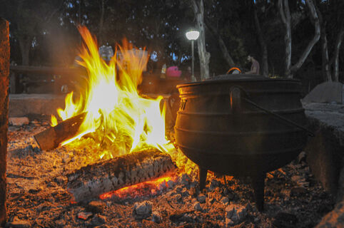 Картофель по-сибирски: вкуснее и сочнее шашлыка – гости тарелки оближут и добавки потребуют