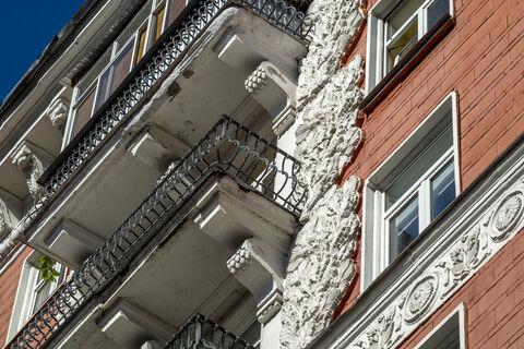 Не в Москве, а на Неве: самая дорогая «сталинка» России — в Петербурге