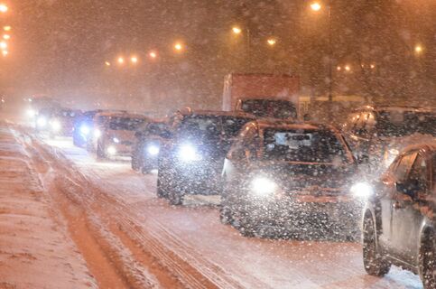 Дорожный коллапс в Петербурге: проспекты под замком до конца года