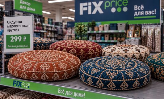 Выстояла очередь в Fix Price за марокканскими сидушками, но не для стульев: показываю, какой будуар из них получился