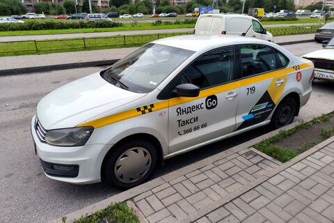 Шашечек» больше недостаточно, а за выделенку — штраф: Смольный готовит фильтр для водителей