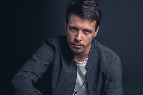 Денис Васильев высказал все, что думает об «актерах-нытиках»: «Откажитесь от съемок, вас никто не заставляет»