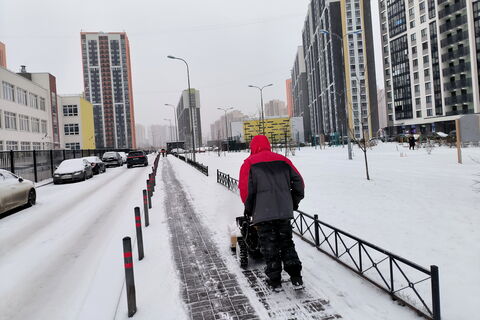 Четыре дня: крыши Петербурга приведут в порядок после снегопада