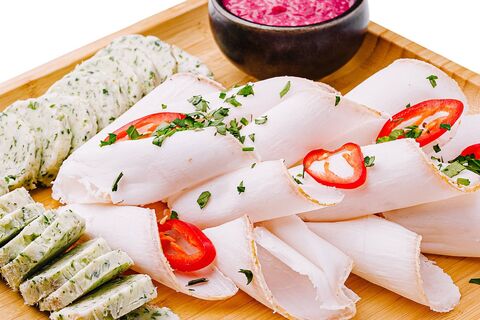 "Дубовое" как подошва сало не выкидываю: если не жуется — кидаю в кастрюлю и готовлю крышесносное блюдо