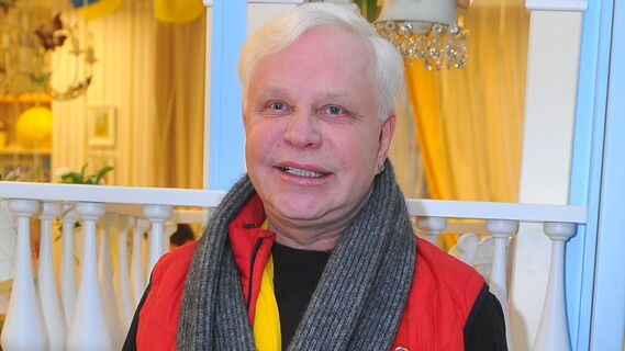 Директор Моисеева раскрыл, что певец хочет провести лето не в России
