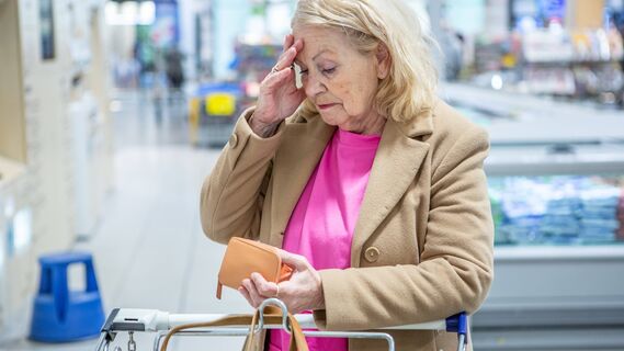 Скоро эти продукты заметно подорожают: всему виной нынешний курс доллара