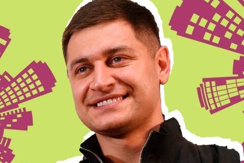 Давид Манукян подарил квартиру бездомной бабушке, которую бросила дочь