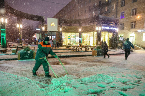 Петербург не сдался циклону «Фрэнсис»: транспорт работает как обычно